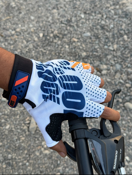 100% gloves